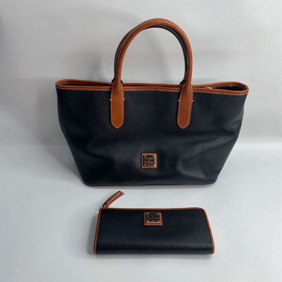 Dooney & Bourke Small Pebble Lexington Black Leather Purse & Wallet - Picture 1 of 9